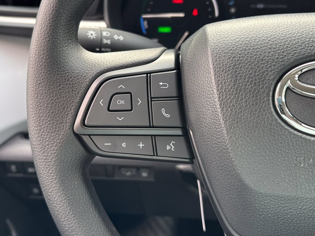 New 2026 Toyota Sienna LE FWD image 19