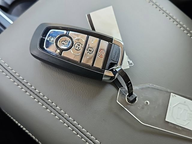 New 2024 Lincoln Corsair Grand Touring w/ Equipment Group 302A image 30