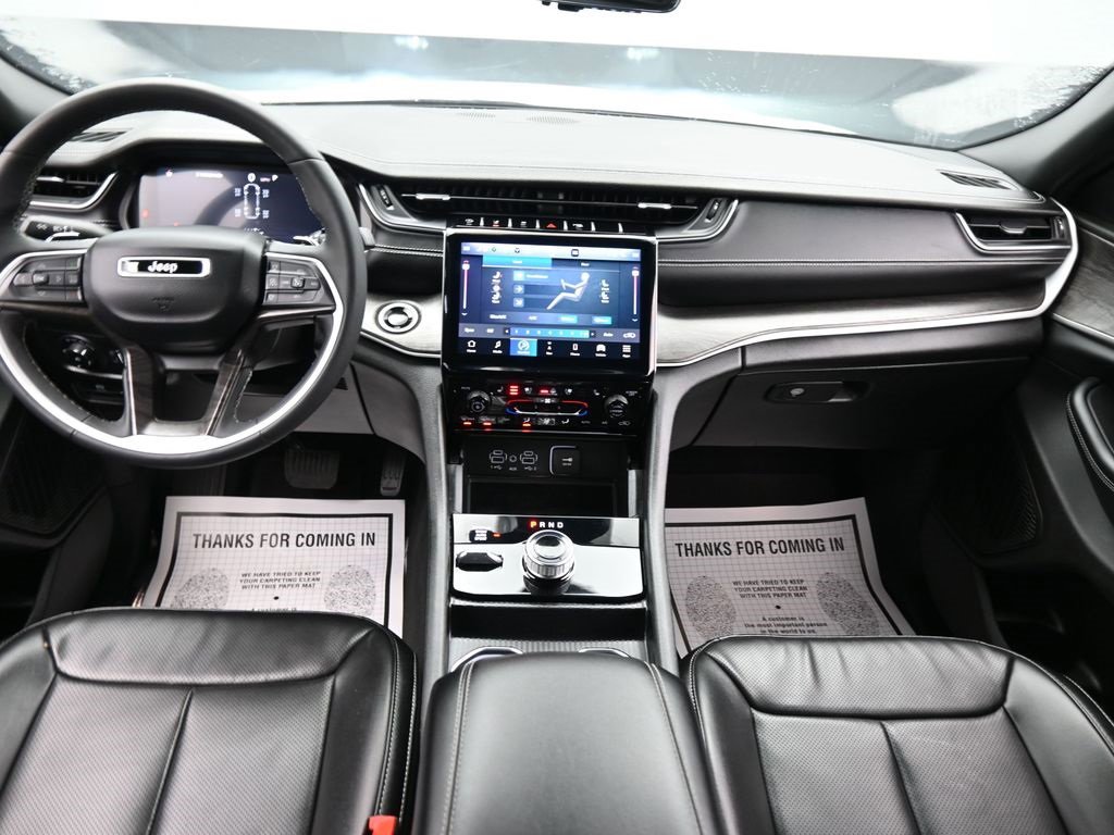 Certified 2024 Jeep Grand Cherokee L Limited w/ Luxury Tech Group II image 13