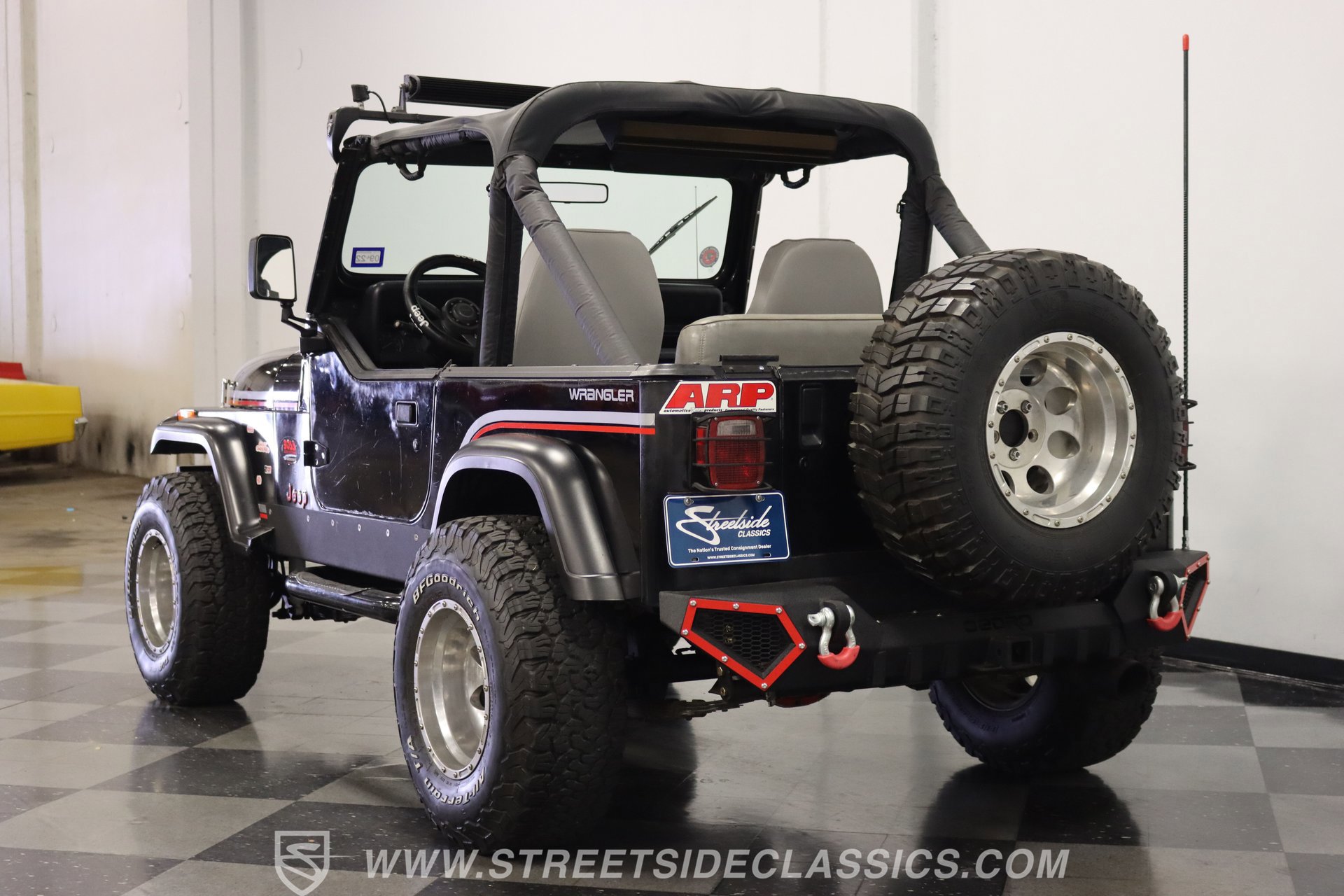Used 1991 Jeep Wrangler 4WD image 8