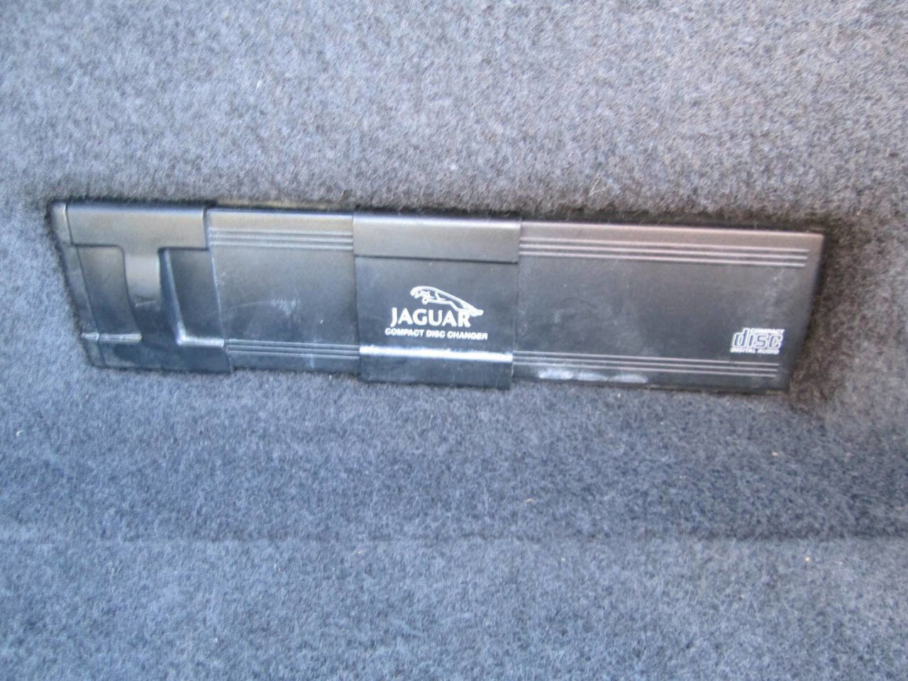 Used 1998 Jaguar XK8 XK8 2dr Convertible image 60