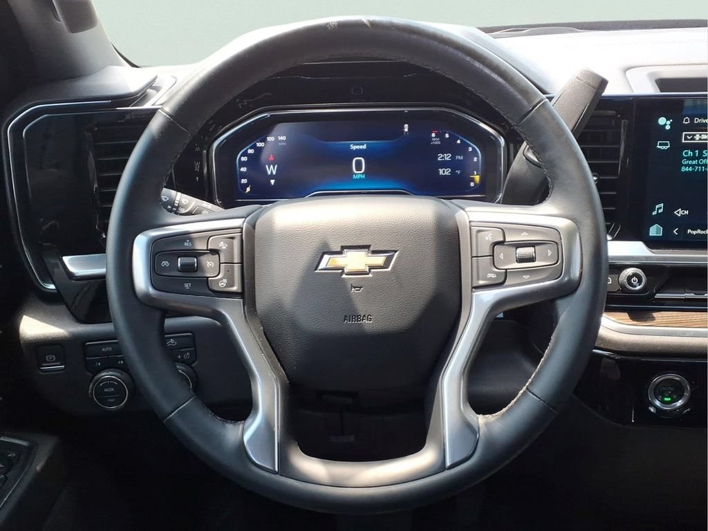 Certified 2024 Chevrolet Silverado 1500 LT AWD/4WD image 5