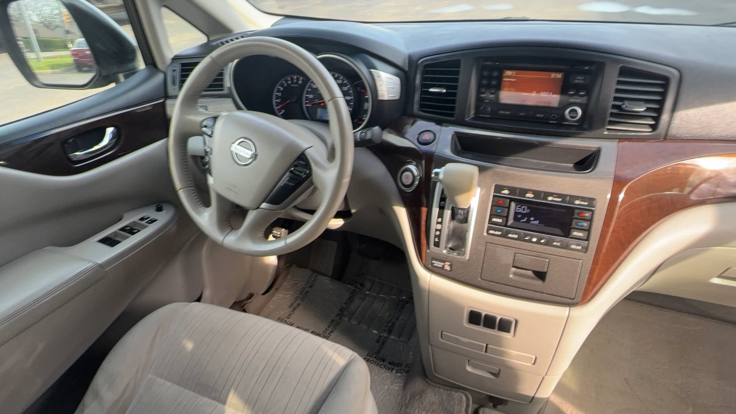 Used 2011 Nissan Quest SV FWD image 15