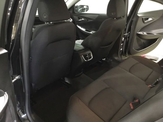 Used 2023 Chevrolet Malibu LT image 40