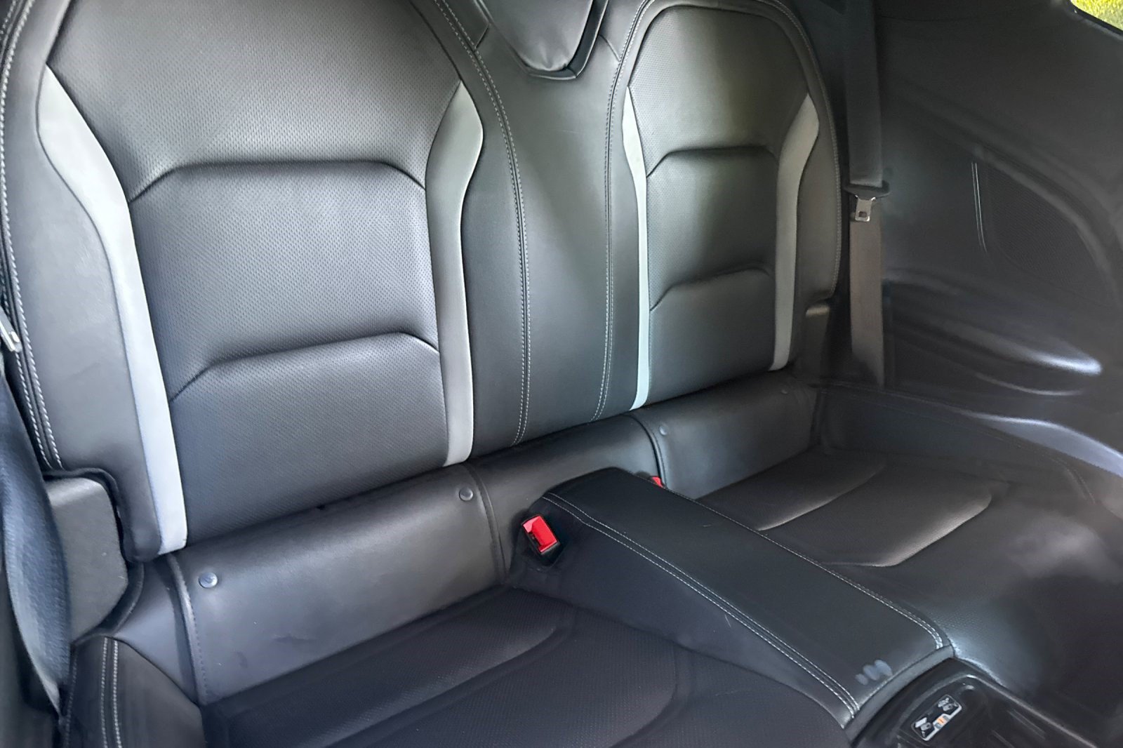 Used 2023 Chevrolet Camaro LT RWD image 32