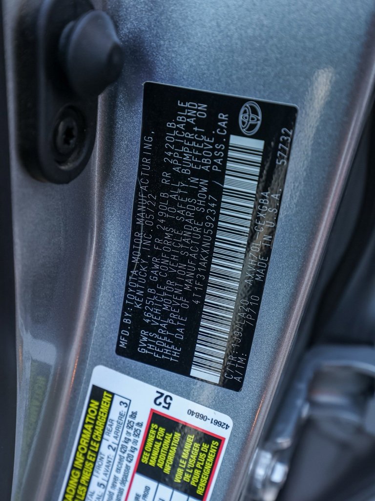 Used 2022 Toyota Camry XLE image 32