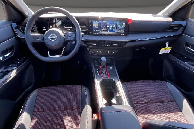 New 2027 Nissan Kicks SR w/ SR Premium Package AWD/4WD image 5