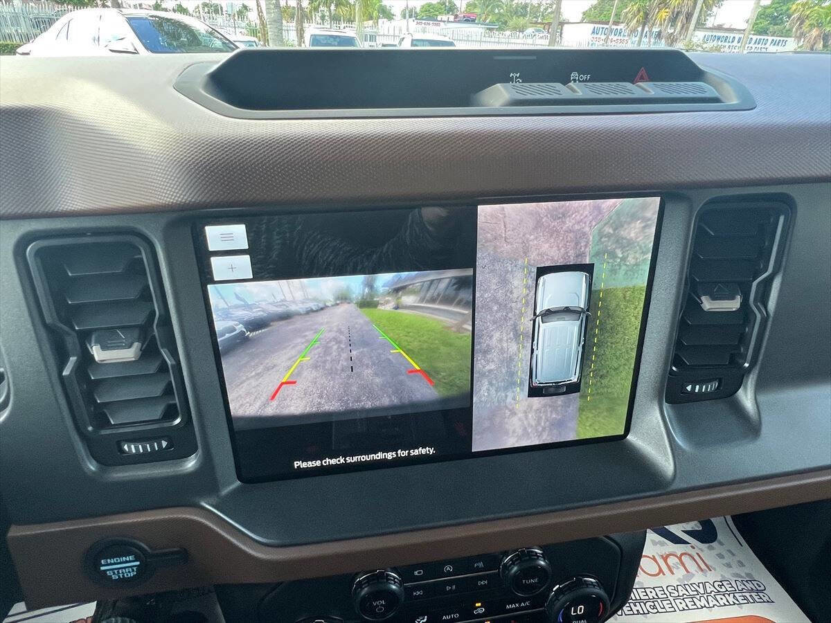 Used 2024 Ford Bronco Outer Banks image 14