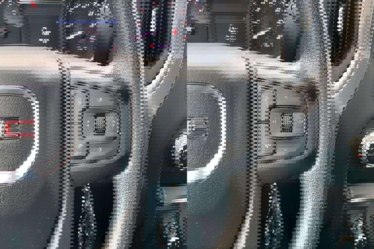 Used 2022 GMC Sierra 2500 Pro w/ Convenience Package AWD/4WD image 15