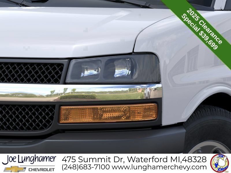 New 2025 Chevrolet Express 2500 w/ Enhanced Convenience Package RWD image 34