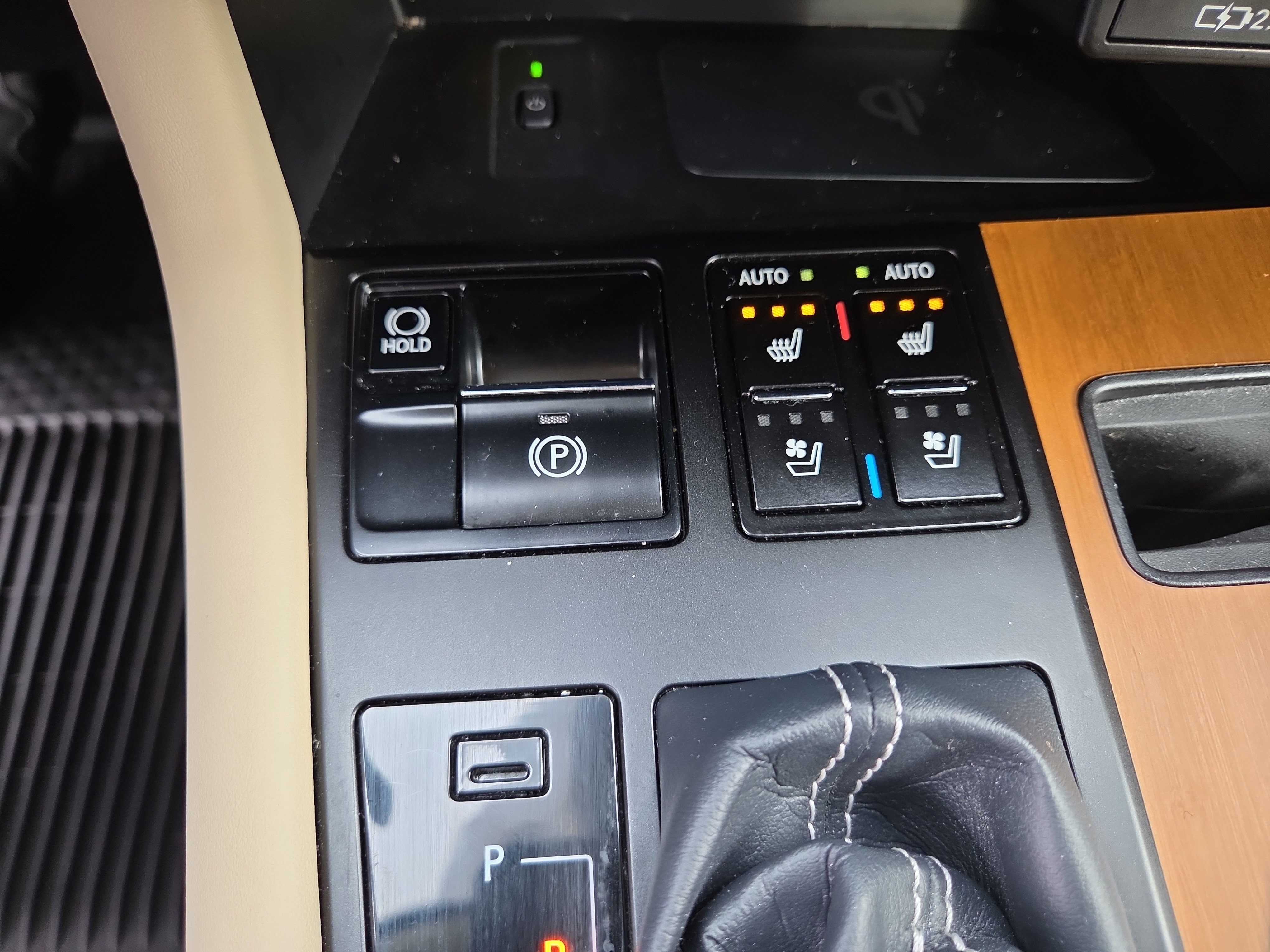 Certified 2022 Lexus RX 350 AWD w/ Premium Package image 29