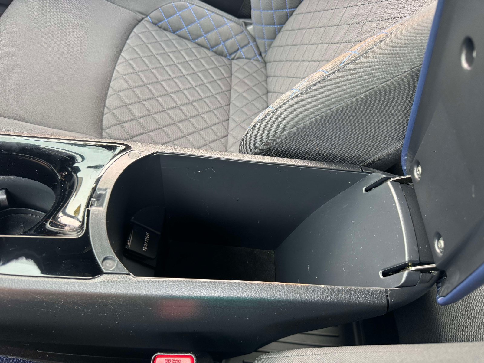 Certified 2020 Toyota C-HR XLE FWD image 38