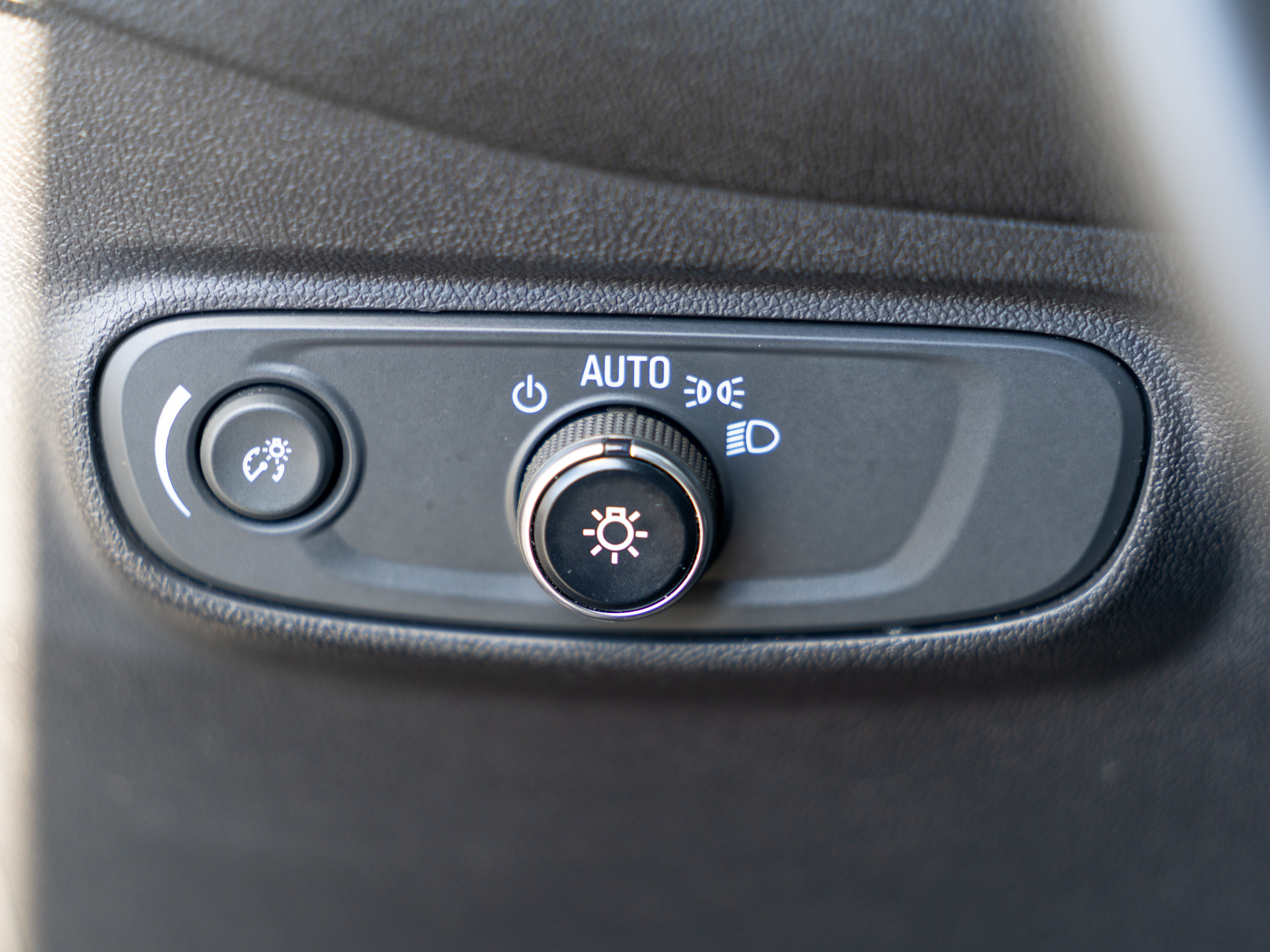 Used 2022 Chevrolet Equinox LT FWD image 17
