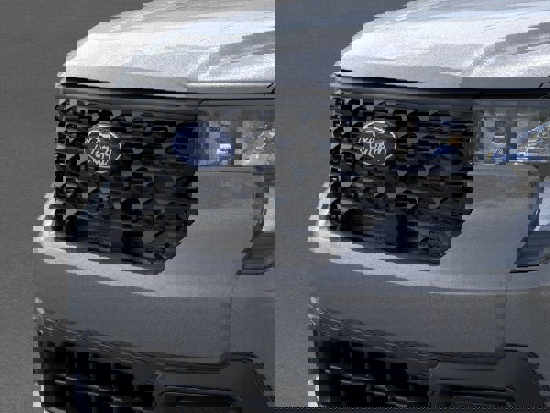 New 2025 Ford Maverick XLT w/ XLT Luxury Package image 18