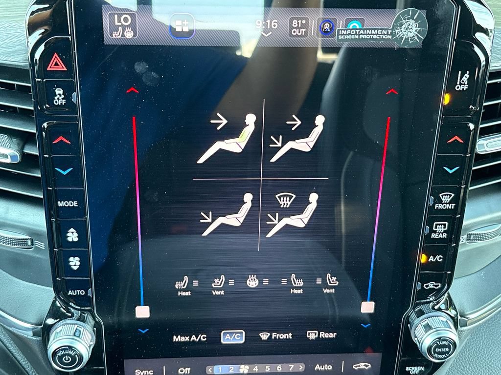 New 2025 RAM 3500 Laramie AWD/4WD image 27