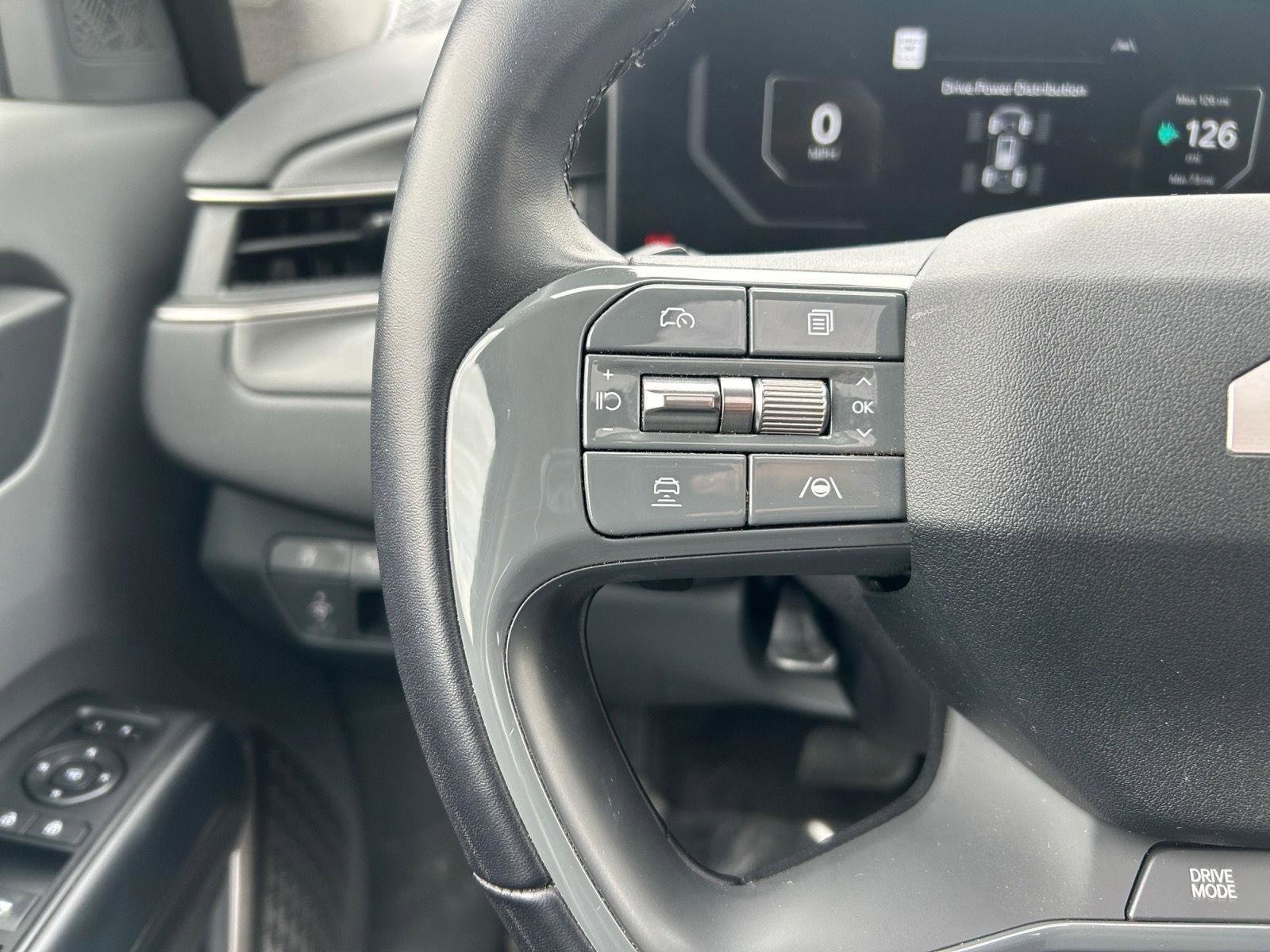 Used 2024 Kia EV9 Wind image 8