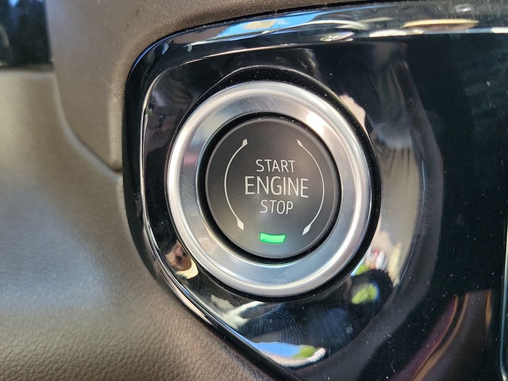 Used 2026 Chevrolet Silverado 1500 RST AWD/4WD image 33