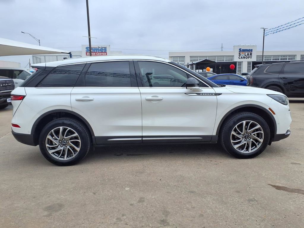 Used 2021 Lincoln Corsair FWD image 9