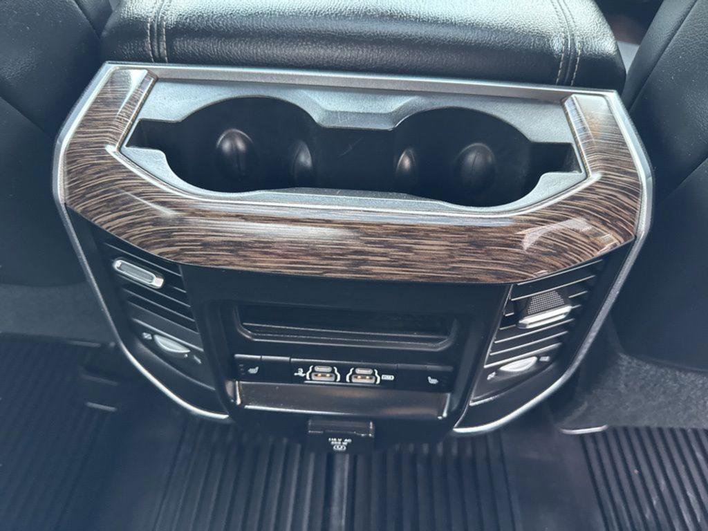 Used 2020 RAM 3500 Laramie image 37