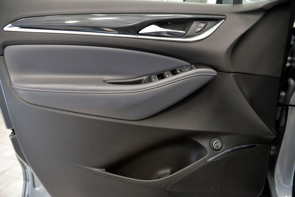 Used 2024 Buick Enclave Essence w/ Experience Buick Package image 14