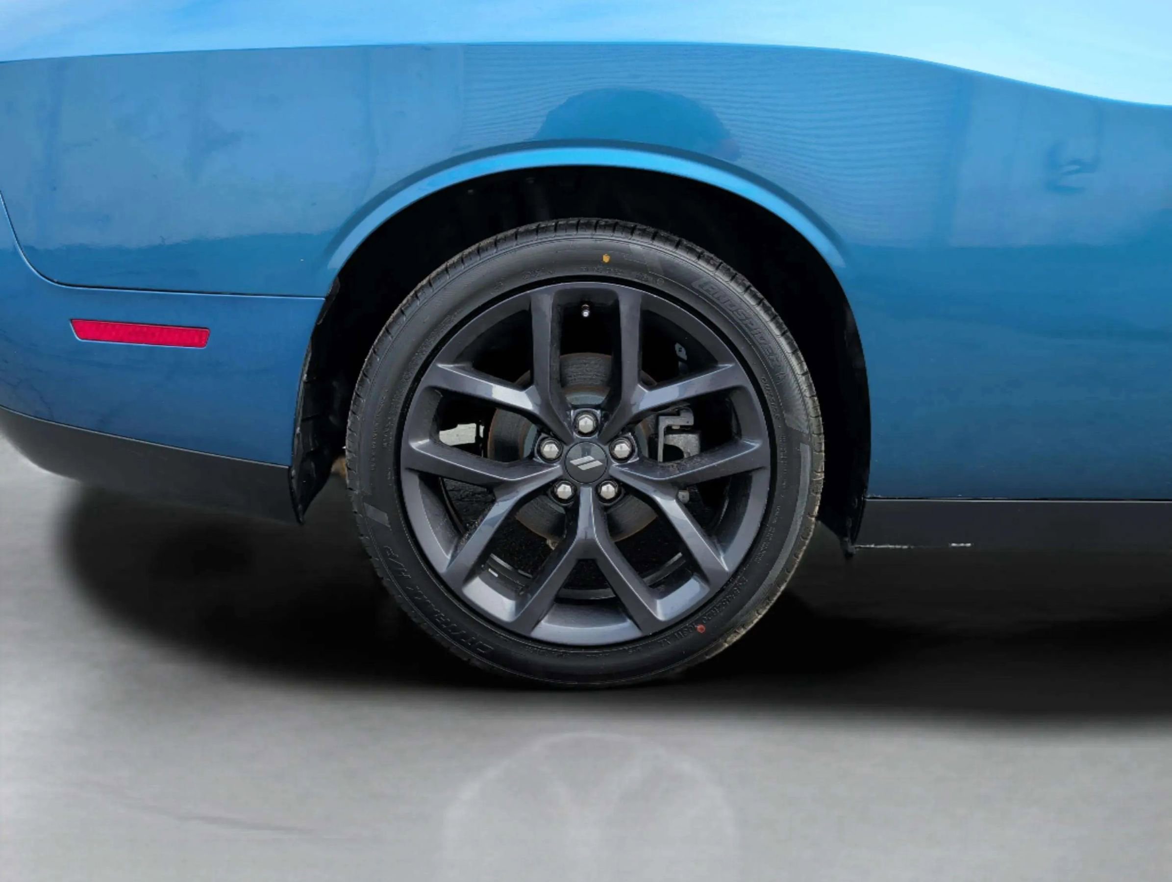 Used 2022 Dodge Challenger SXT w/ Blacktop Package image 29
