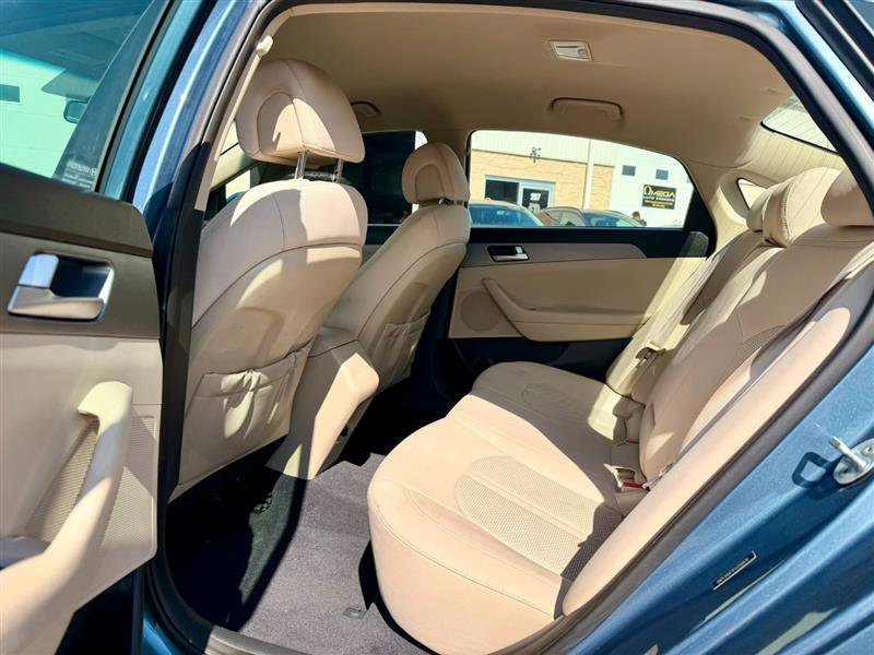 Used 2015 Hyundai Sonata SE FWD image 7