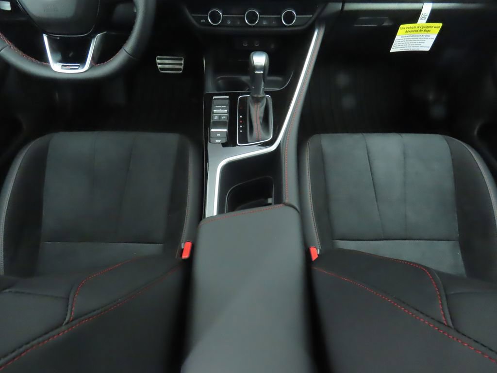 Used 2025 Acura ADX A-Spec image 18