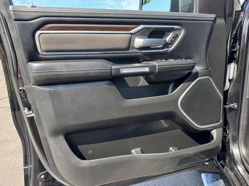 Used 2021 RAM 1500 Laramie AWD/4WD image 23