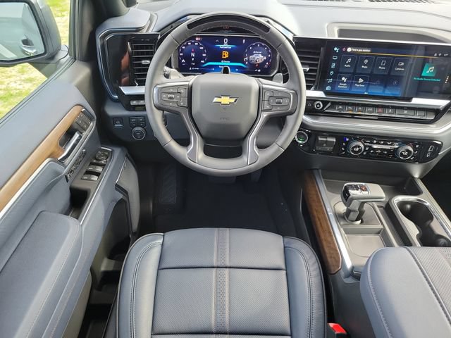 New 2026 Chevrolet Silverado 1500 High Country w/ Technology Package AWD/4WD image 17