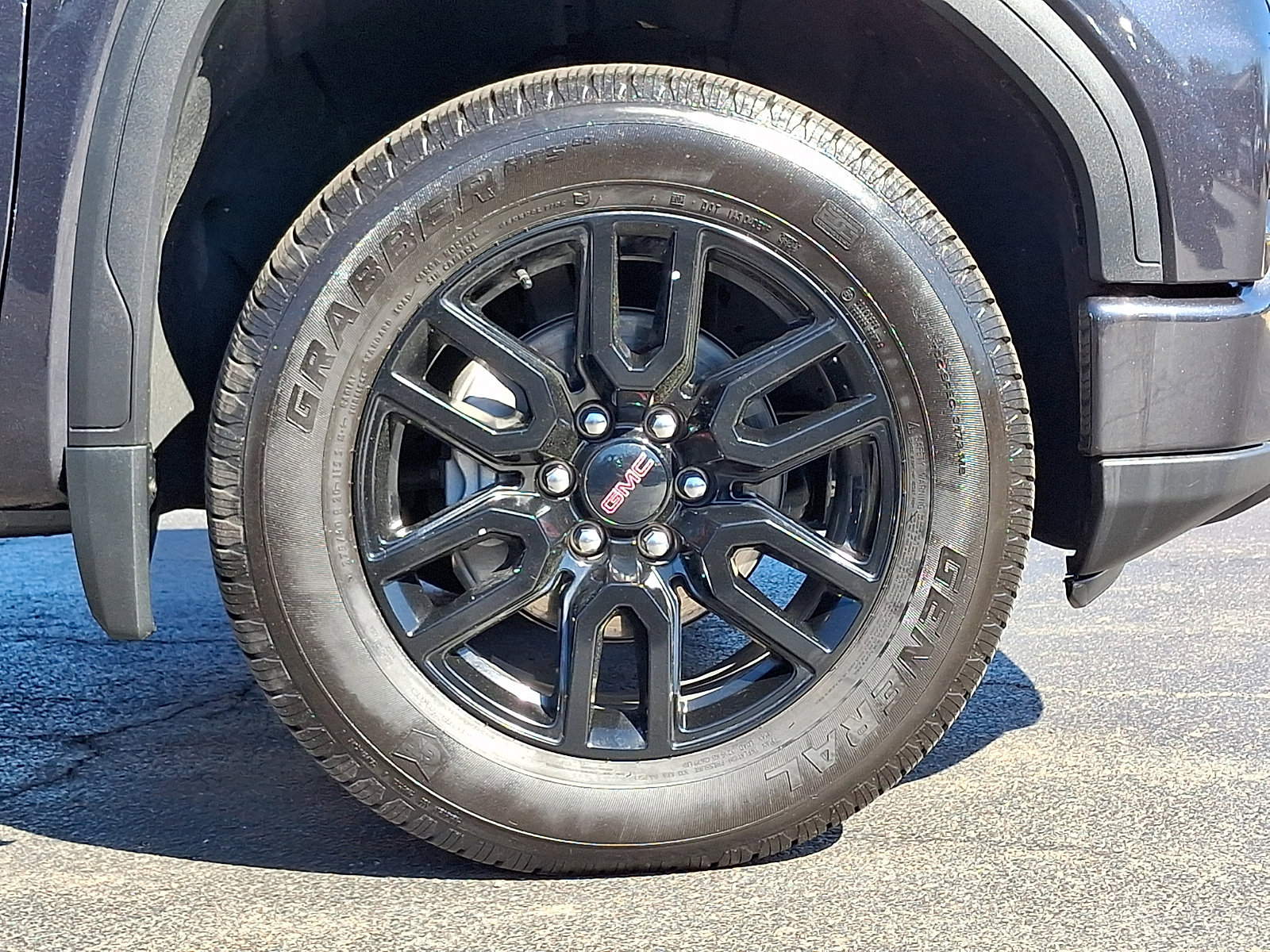 Used 2025 GMC Sierra 1500 Elevation AWD/4WD image 8