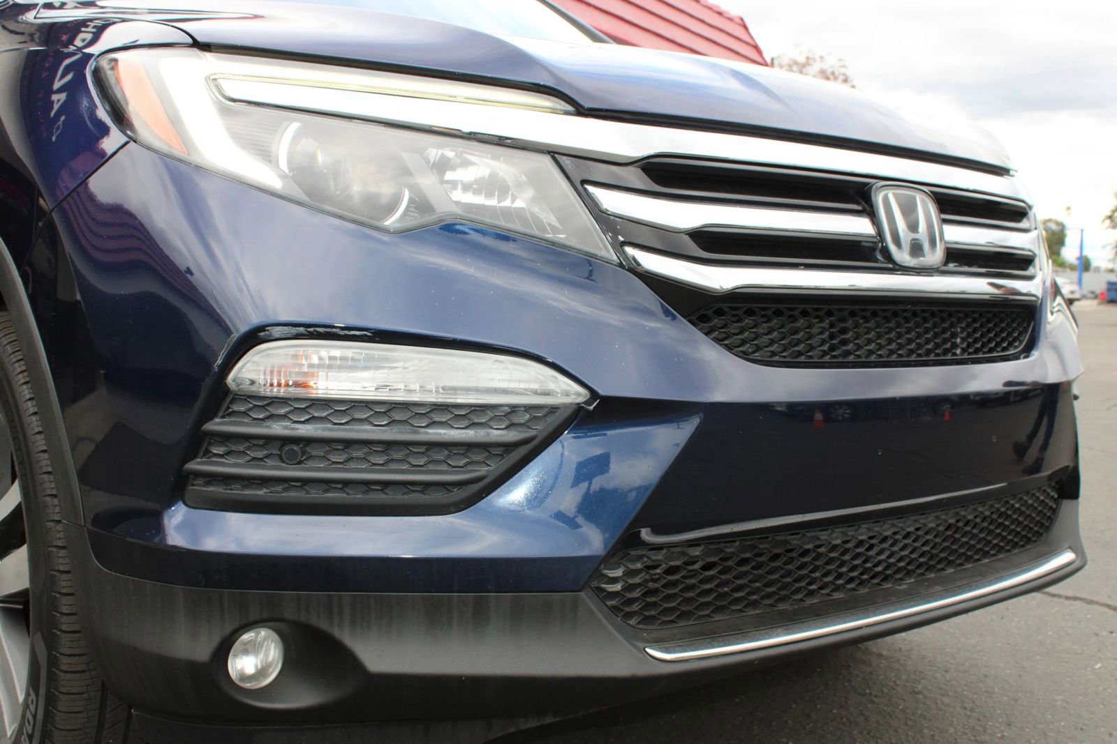 Used 2016 Honda Pilot Touring image 10
