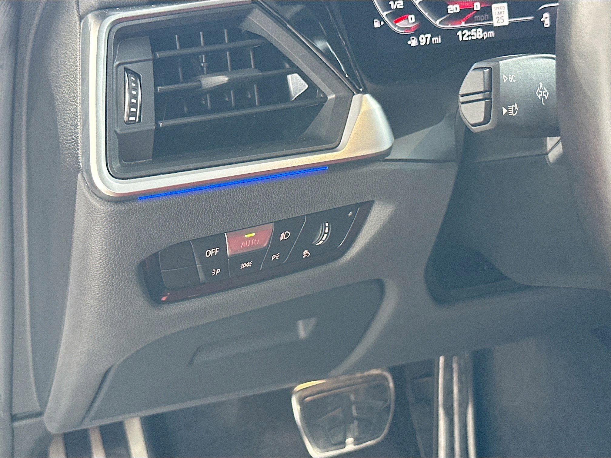 Used 2023 BMW M4 Competition w/ Executive Package image 10