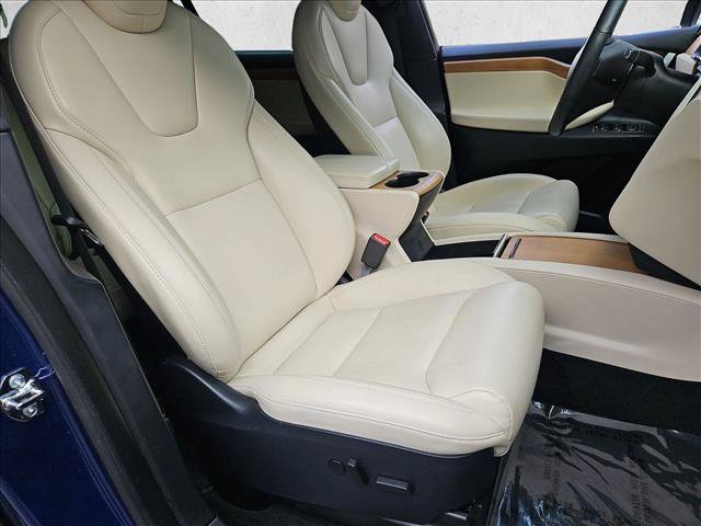 Used 2020 Tesla Model X Long Range AWD/4WD image 21