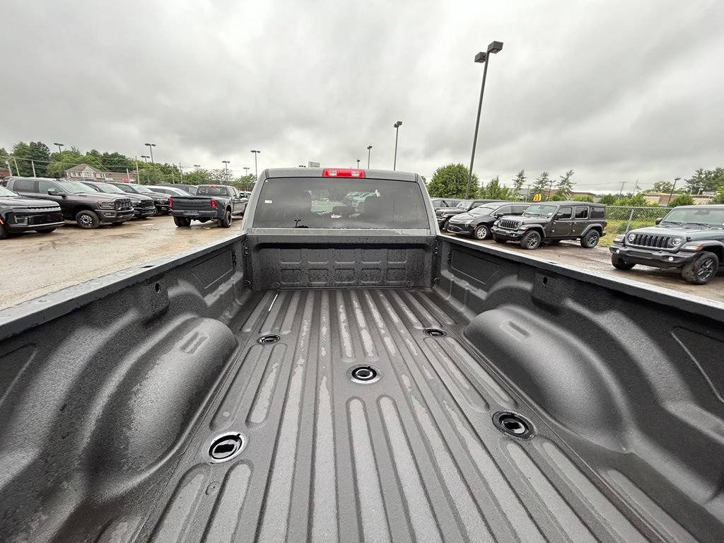 New 2026 RAM 3500 Big Horn AWD/4WD image 10