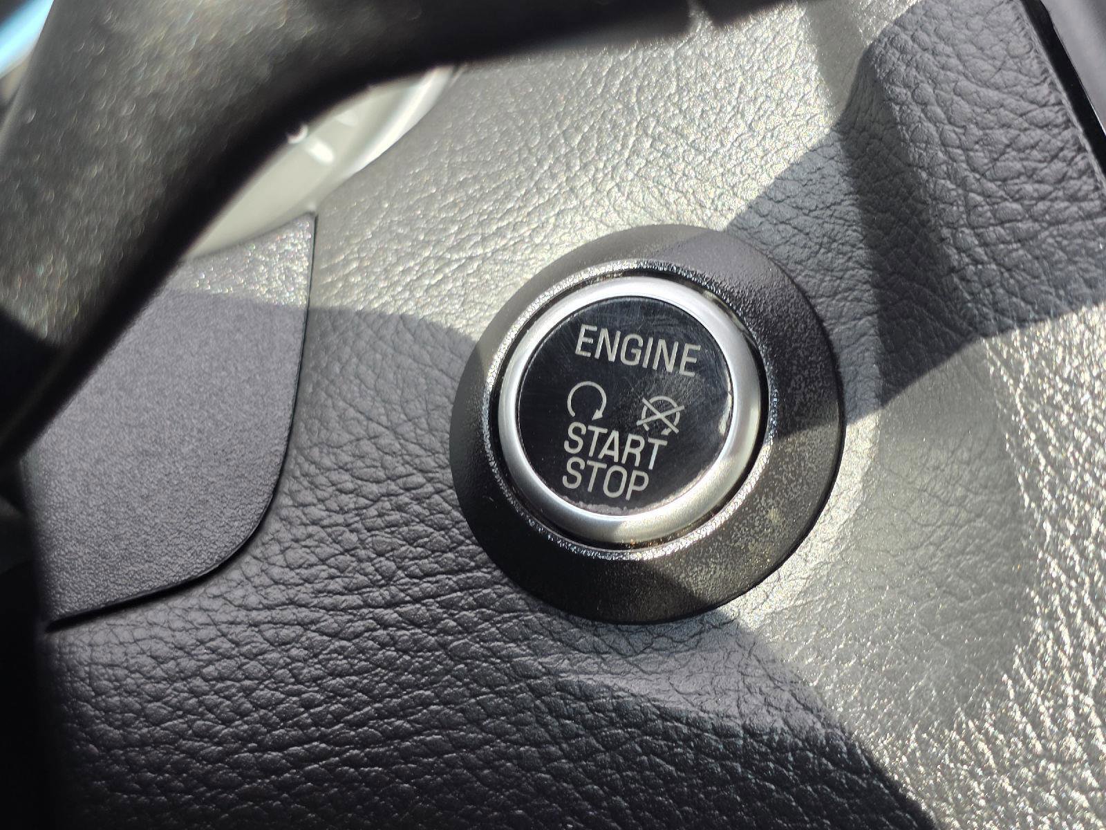 Used 2018 Ford Focus Titanium FWD image 14