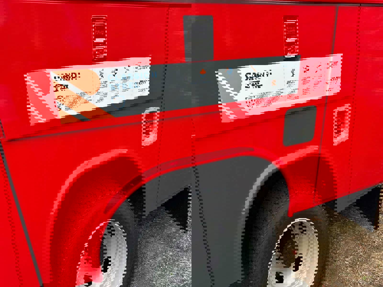 New 2026 Ford F550 4x4 Supercab Super Duty image 4