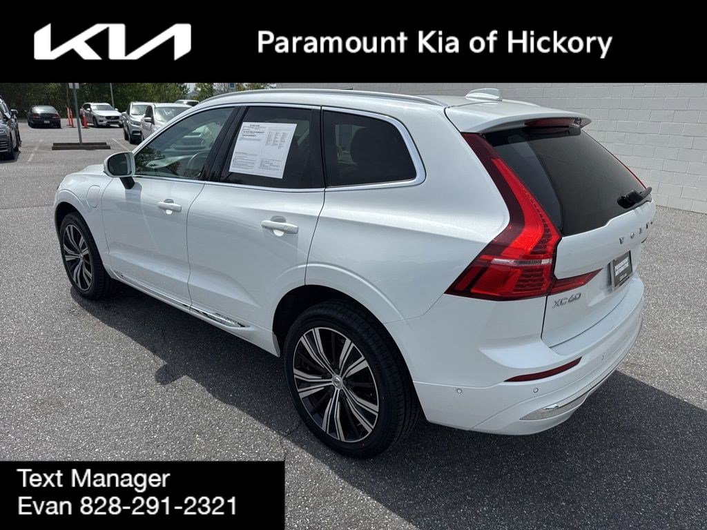 Used 2022 Volvo XC60 T8 Inscription image 5