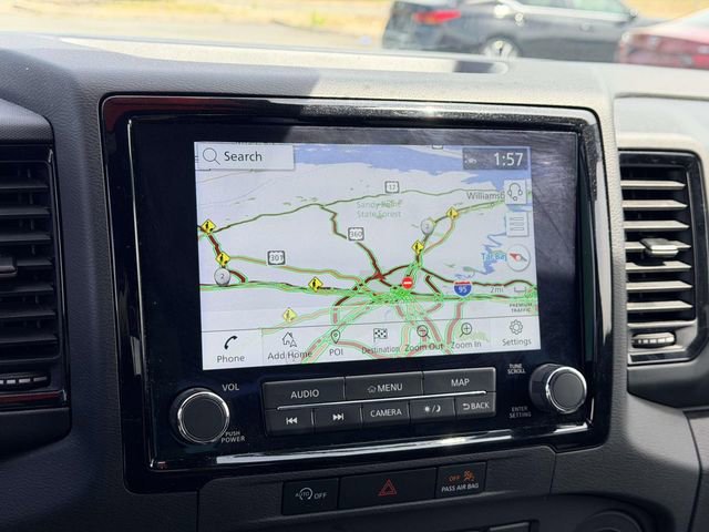 Used 2024 Nissan Frontier PRO-4X image 19