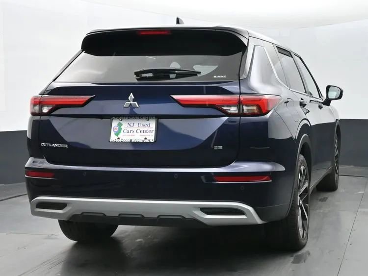 Used 2024 Mitsubishi Outlander Ralliart image 8