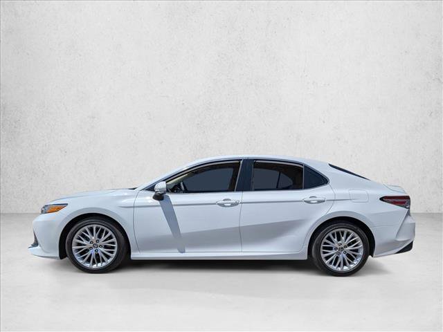 Used 2020 Toyota Camry XLE FWD image 2