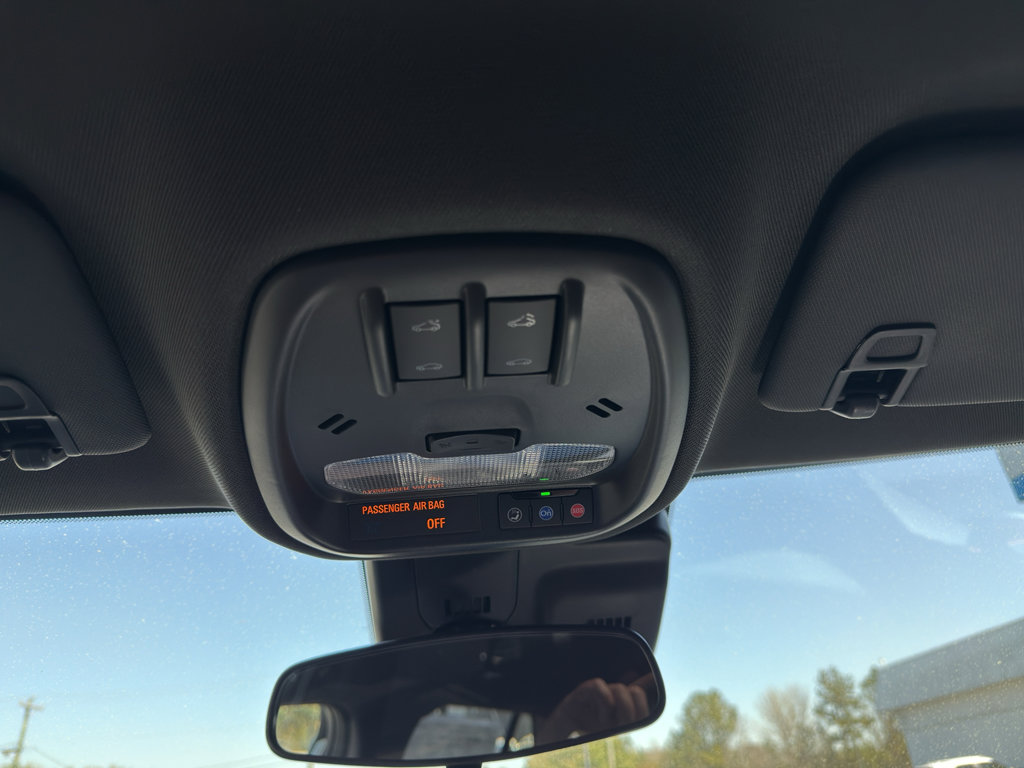 New 2026 Chevrolet Trax RS w/ Sunroof Package image 24