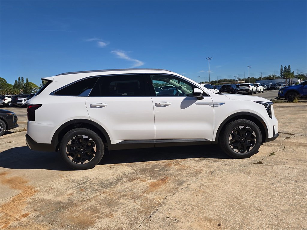 New 2026 Kia Sorento S image 9