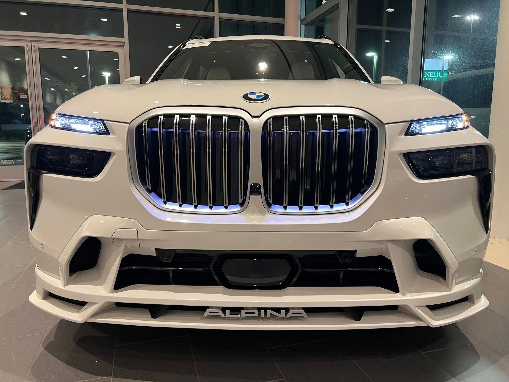 New 2026 BMW ALPINA XB7 image 6