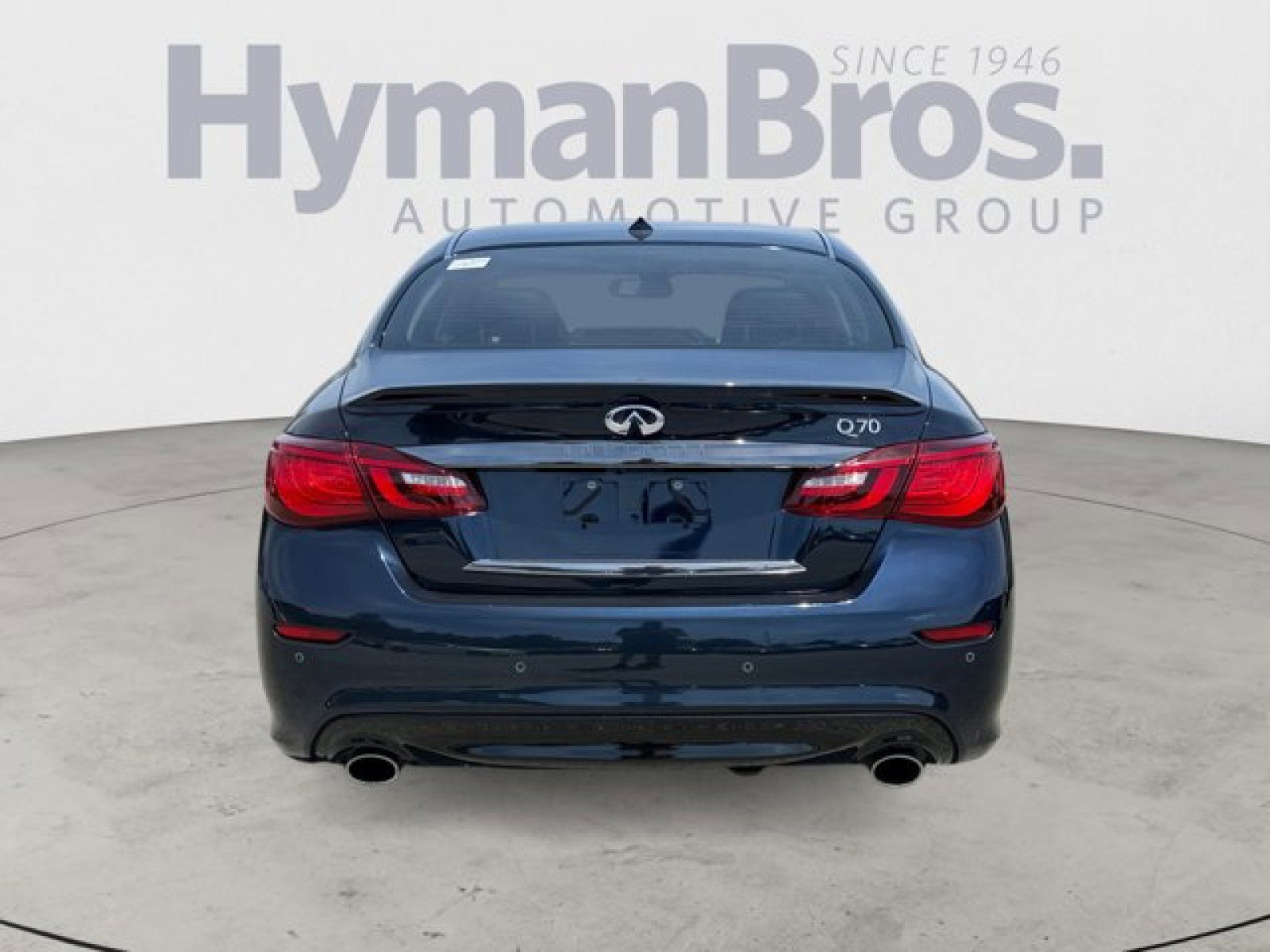 Used 2019 INFINITI Q70 Luxe RWD image 4