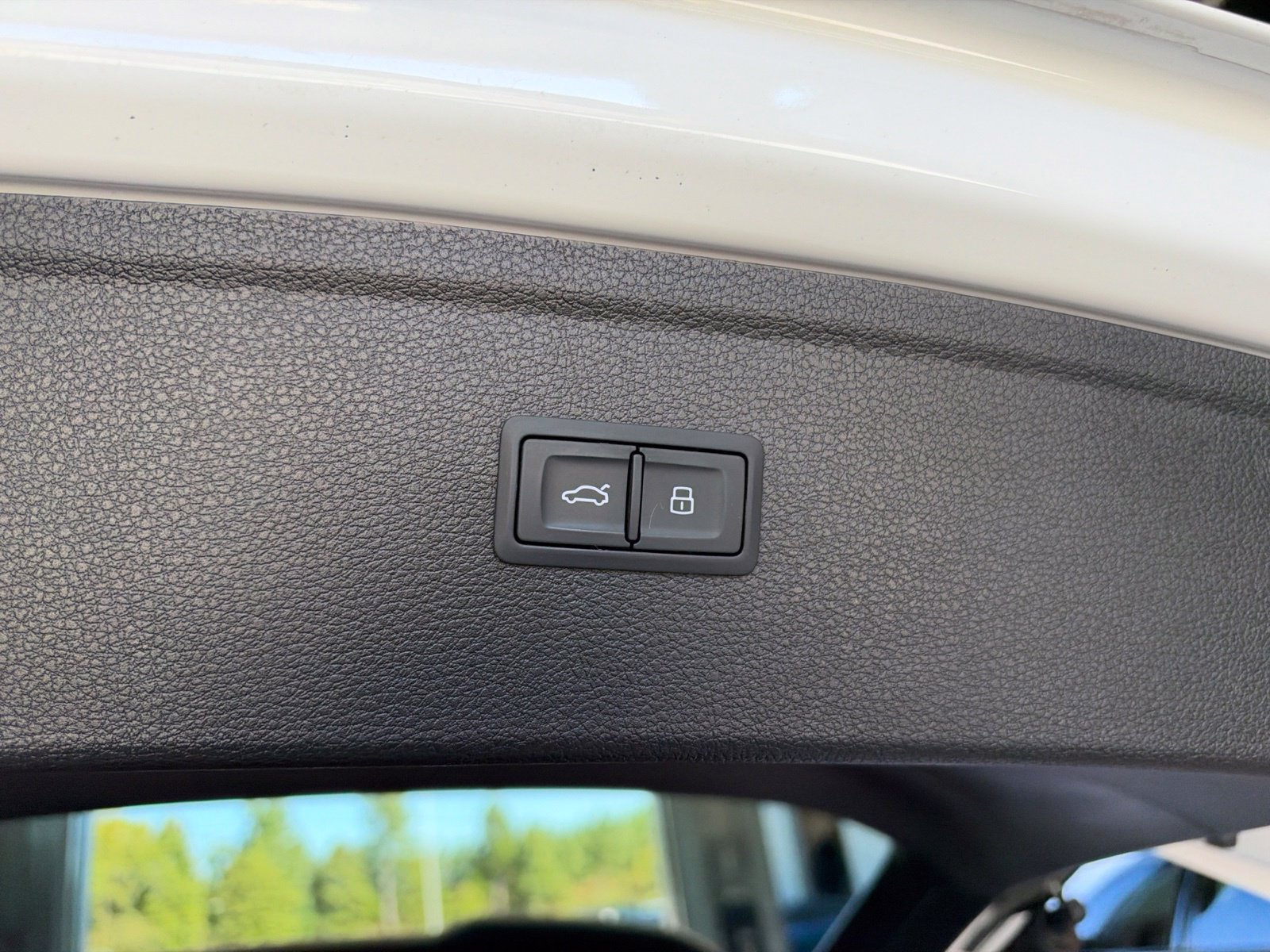 Used 2022 Audi Q5 2.0T Premium Plus w/ Premium Plus Package AWD/4WD image 33