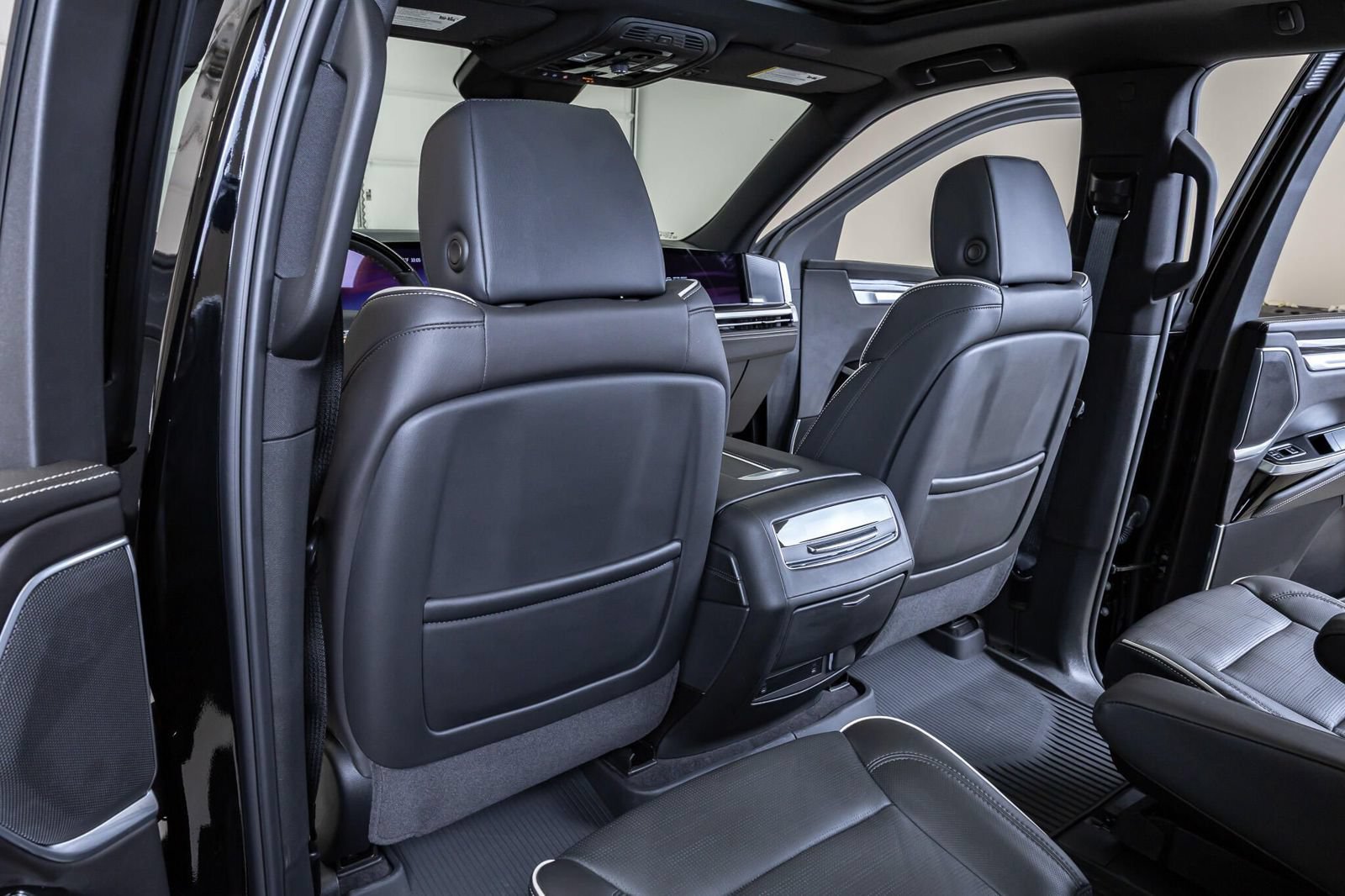 Used 2026 Cadillac Escalade Sport w/ Touring Package AWD/4WD image 33