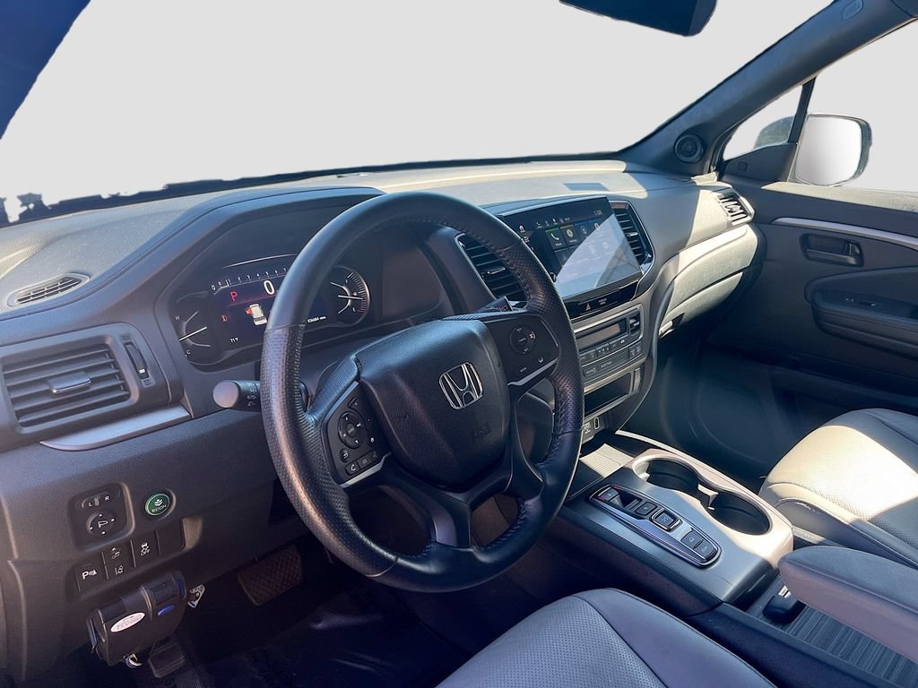 Used 2023 Honda Passport EX-L image 9