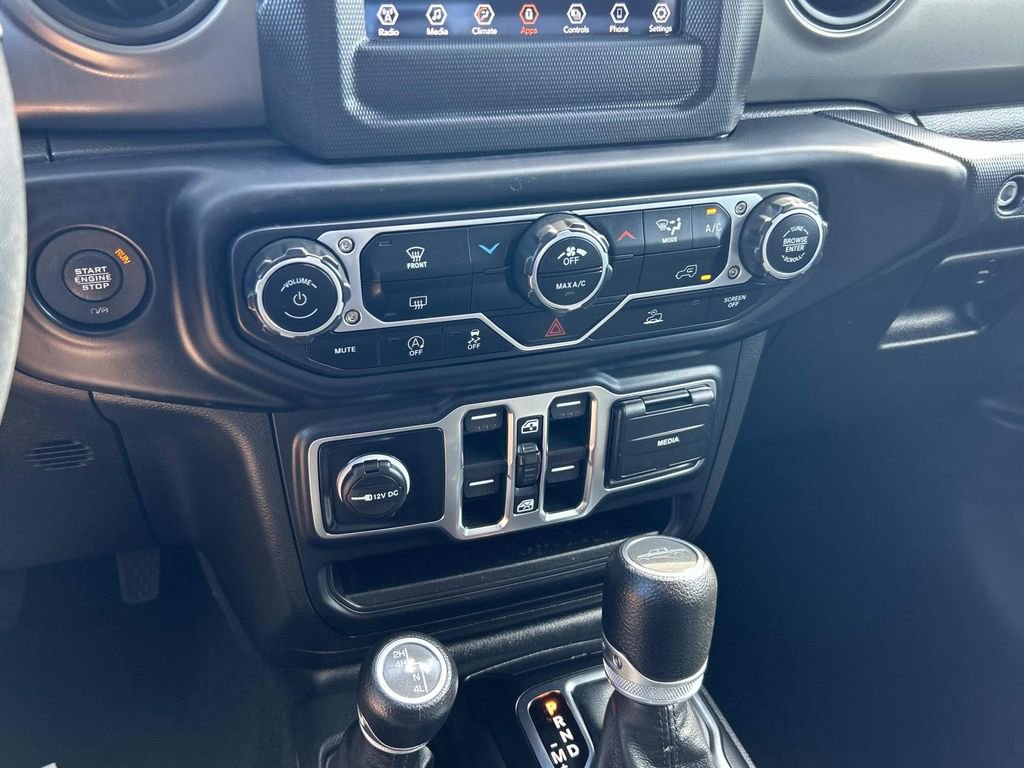 Used 2023 Jeep Gladiator Sport image 25