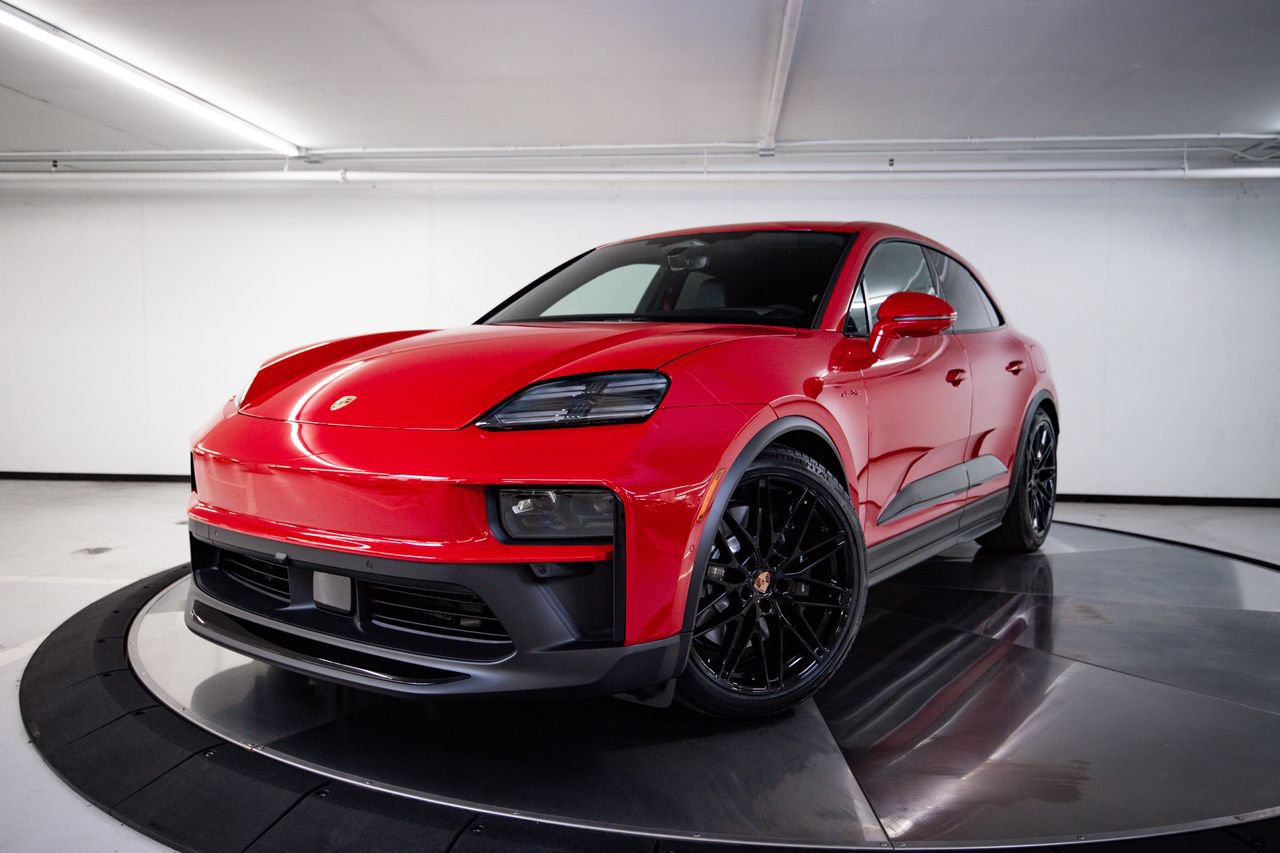 New 2026 Porsche Macan GTS Electric AWD/4WD video 1