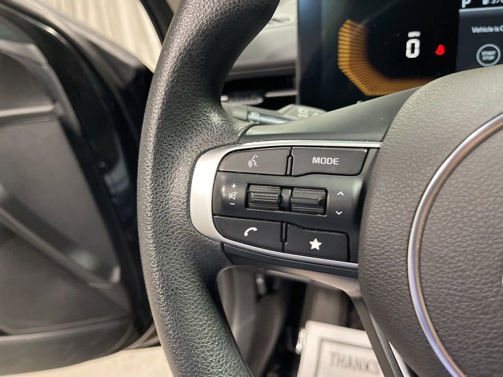 Used 2025 Kia K5 LXS FWD image 24